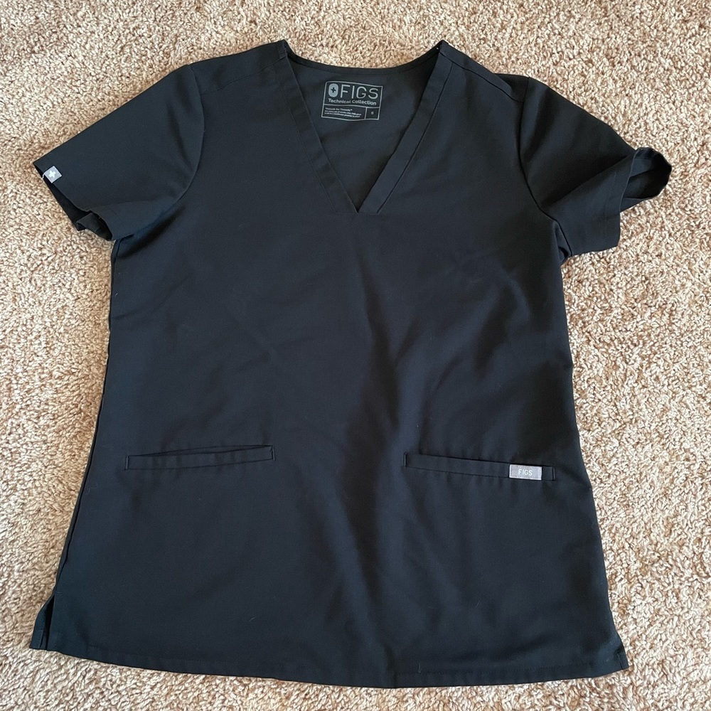 Scrub top